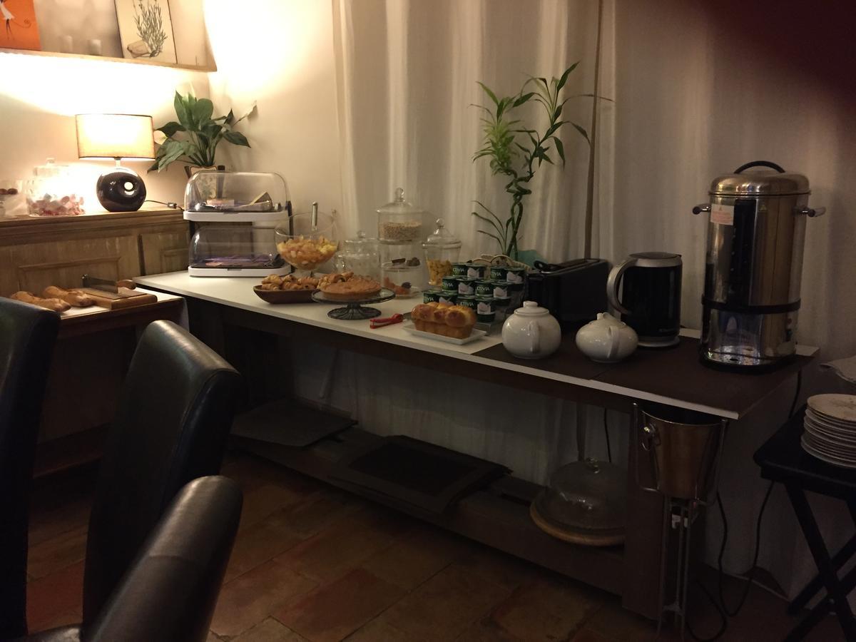 Chambre D'Hotes "Le Village" Villenouvelle Ngoại thất bức ảnh